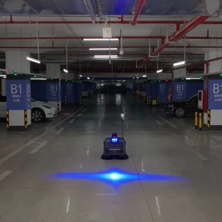 pudu-mt1-max-ki-kehrroboter-Parkhaus-tiefgarage